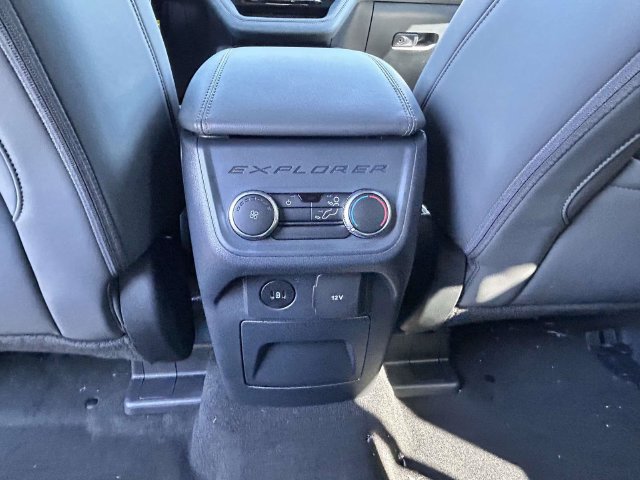 New 2027 Ford Explorer Active w/ Active Comfort Package RWD image 15