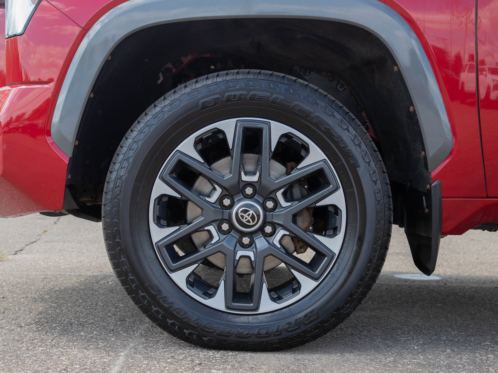 Used 2022 Toyota Tundra Limited AWD/4WD image 29