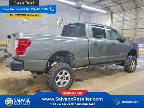 Used 2017 Nissan Titan S AWD/4WD image 4