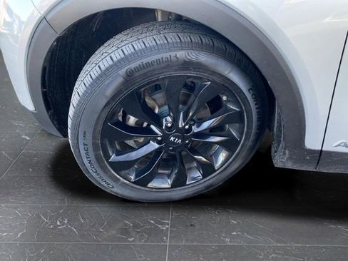 Used 2020 Kia Sorento EX image 45