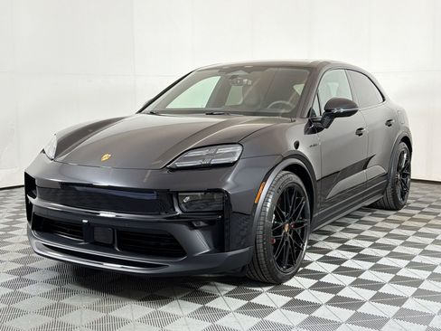 Used 2026 Porsche Macan GTS Electric AWD/4WD image 1