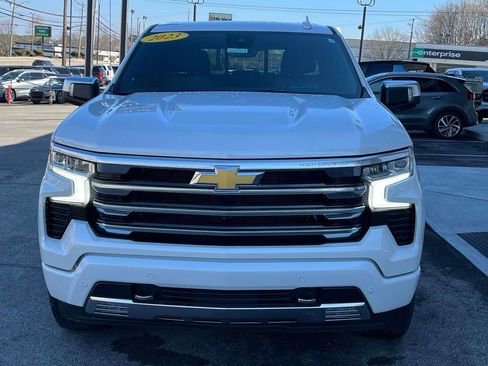 Certified 2023 Chevrolet Silverado 1500 High Country w/ Technology Package AWD/4WD image 8