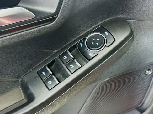 Certified 2022 Ford Escape SEL w/ SEL Stealth AWD Package image 18