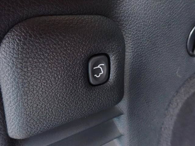 Used 2018 Jeep Grand Cherokee Trailhawk AWD/4WD image 7