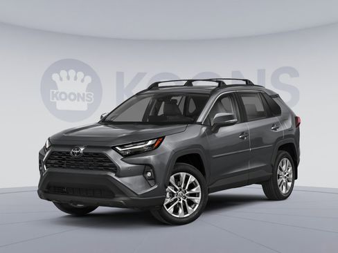 Used 2024 Toyota RAV4 XLE image 1