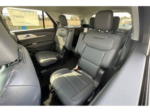 New 2026 Ford Explorer Active w/ Active Comfort Package image 41