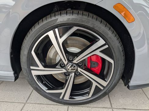 New 2026 Volkswagen GTI SE FWD image 12