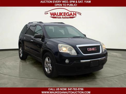 Used 2011 GMC Acadia SLE image 2