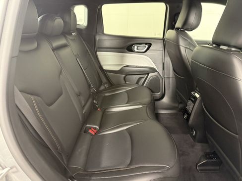 Used 2023 Jeep Compass Limited w/ Mopar Graphics Package AWD/4WD image 13