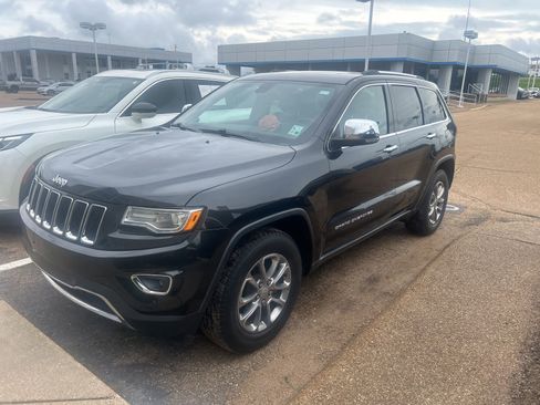 Used 2015 Jeep Grand Cherokee Limited w/ Luxury Group II RWD image 2