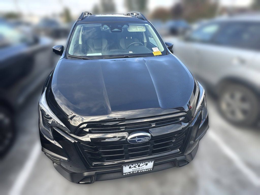Used 2024 Subaru Ascent Onyx Edition AWD/4WD image 2
