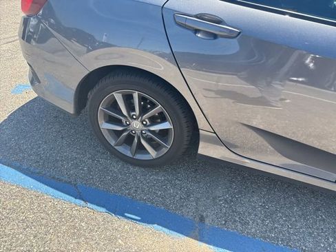 Used 2019 Honda Civic EX image 4