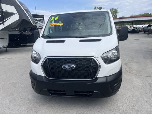 Used 2024 Ford Transit 250 Low Roof AWD w/ Exterior Upgrade Package image 4