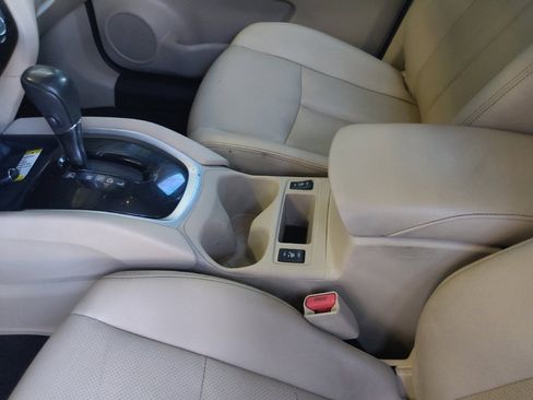 Used 2016 Nissan Rogue SL w/ SL Premium Package FWD image 26