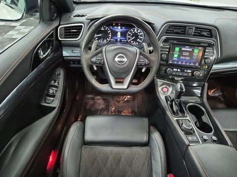 Certified 2023 Nissan Maxima SR w/ Sport Mat Group image 12