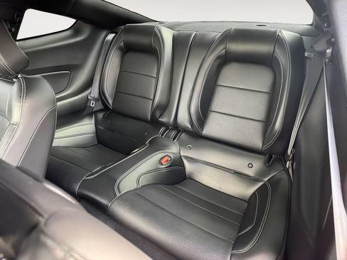 Used 2022 Ford Mustang Premium RWD image 13