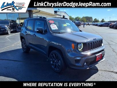 Used 2023 Jeep Renegade Latitude w/ Sun/Sound Group