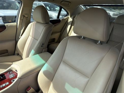 Used 2010 Lexus LS 460 image 12