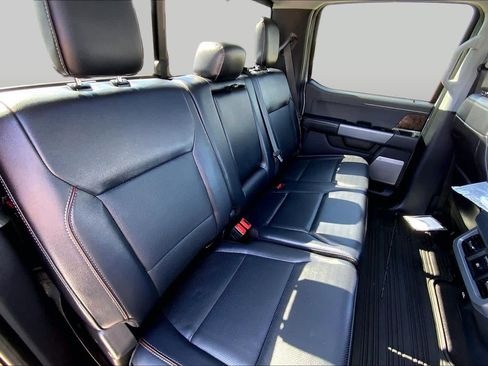 Used 2024 Ford F250 Lariat w/ Lariat Ultimate Package AWD/4WD image 18