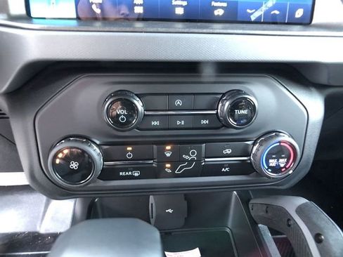 Used 2024 Ford Bronco Big Bend AWD/4WD image 18