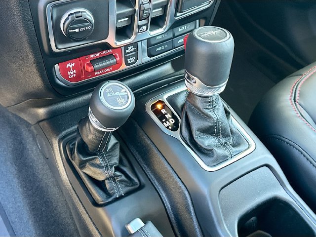 New 2026 Jeep Gladiator Rubicon w/ Safety Group AWD/4WD image 11