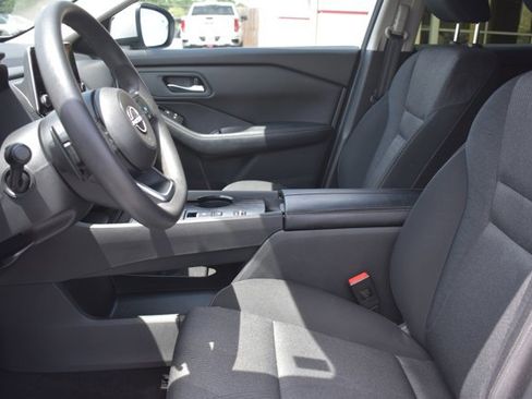 Used 2024 Nissan Rogue SV FWD image 14
