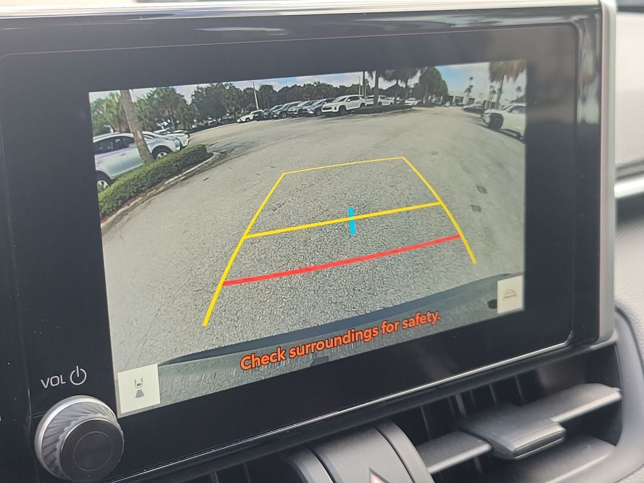 Used 2025 Toyota RAV4 LE AWD/4WD image 25