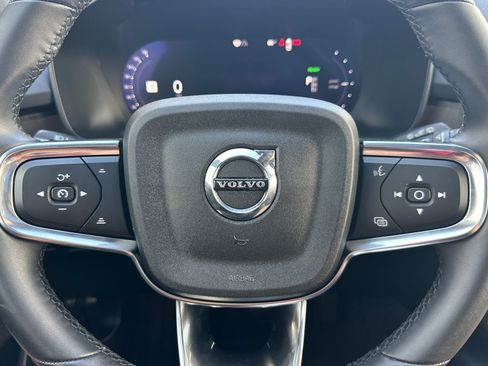 Used 2023 Volvo XC40 Recharge Ultimate w/ Protection Package Premier AWD/4WD image 21