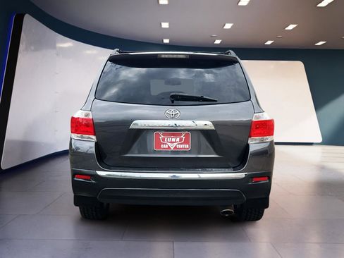 Used 2013 Toyota Highlander Limited image 4