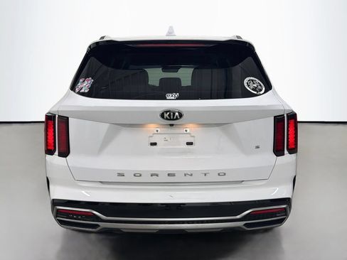Used 2021 Kia Sorento S FWD image 10