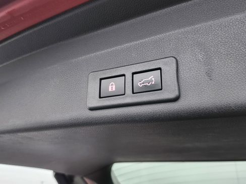 Used 2022 Subaru Ascent Touring w/ Popular Package #2A image 24