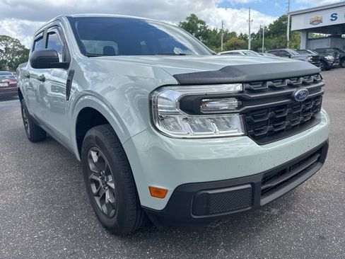 Used 2024 Ford Maverick XL image 3