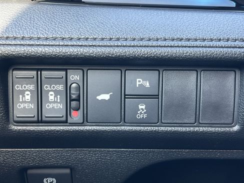 Certified 2025 Honda Odyssey Elite image 15