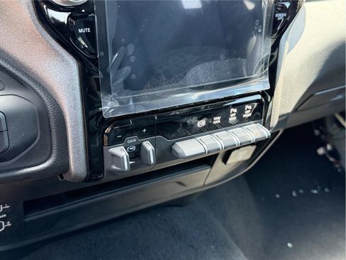 Used 2025 RAM 2500 Tradesman AWD/4WD image 23