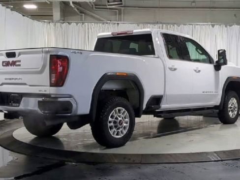 Used 2024 GMC Sierra 2500 SLE w/ SLE Convenience Package AWD/4WD image 10