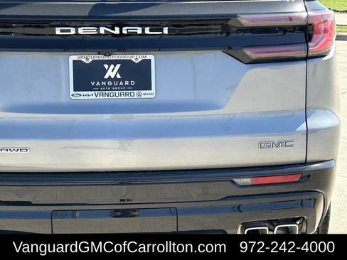 New 2026 GMC Acadia Denali Ultimate w/ LPO, Floor Liner Package AWD/4WD image 5