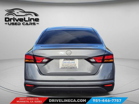 Used 2023 Nissan Altima 2.5 S FWD image 3