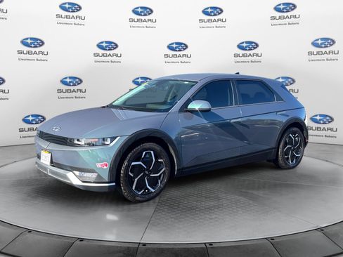 Used 2024 Hyundai Ioniq 5 SE RWD image 2