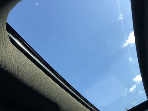 Used 2021 GMC Sierra 1500 AT4 w/ AT4 Premium Package image 24