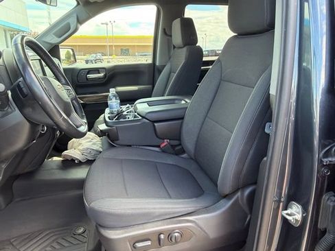 Used 2022 Chevrolet Silverado 1500 LT AWD/4WD image 20
