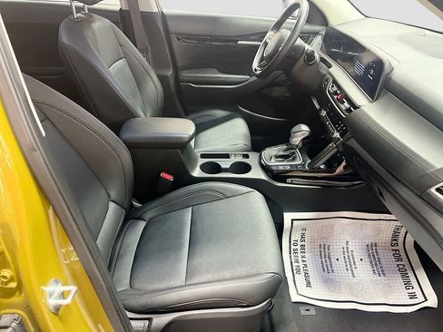 Used 2024 Kia Seltos SX image 29