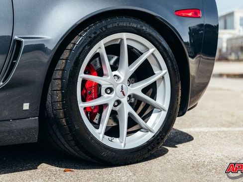 Used 2009 Chevrolet Corvette Z06 w/ Preferred Equipment Group RWD image 62