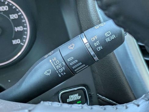 Used 2018 GMC Acadia SLT FWD image 31