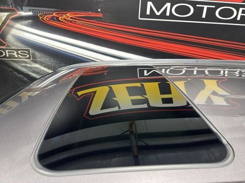 Used 2015 Toyota Highlander Limited image 8