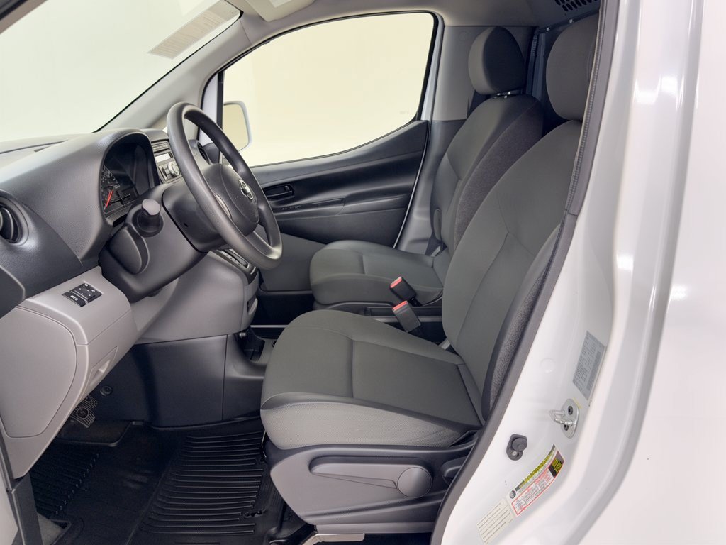 Used 2015 Nissan NV200 SV w/ Exterior Appearance Package FWD image 5