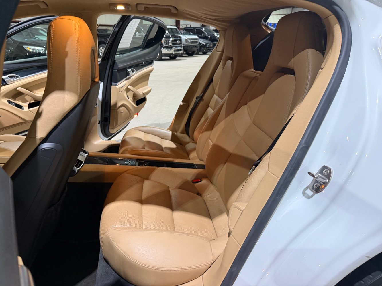 Used 2013 Porsche Panamera 4 image 18