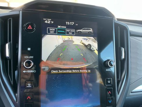 Used 2025 Subaru Forester Premium image 23