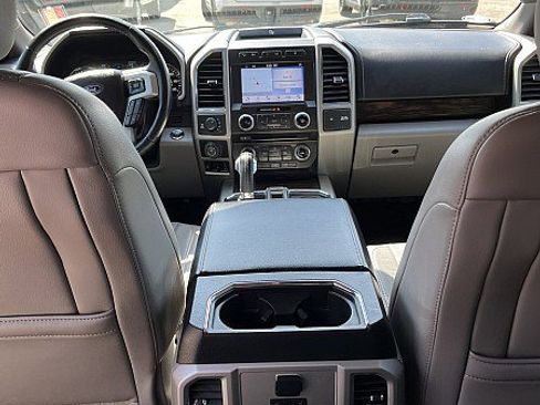 Used 2018 Ford F150 Lariat w/ Equipment Group 502A Luxury AWD/4WD image 17