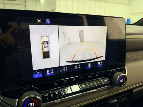 Certified 2024 Chevrolet Colorado ZR2 w/ Technology Package image 16