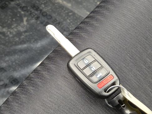 Used 2014 Honda Accord Sport image 32